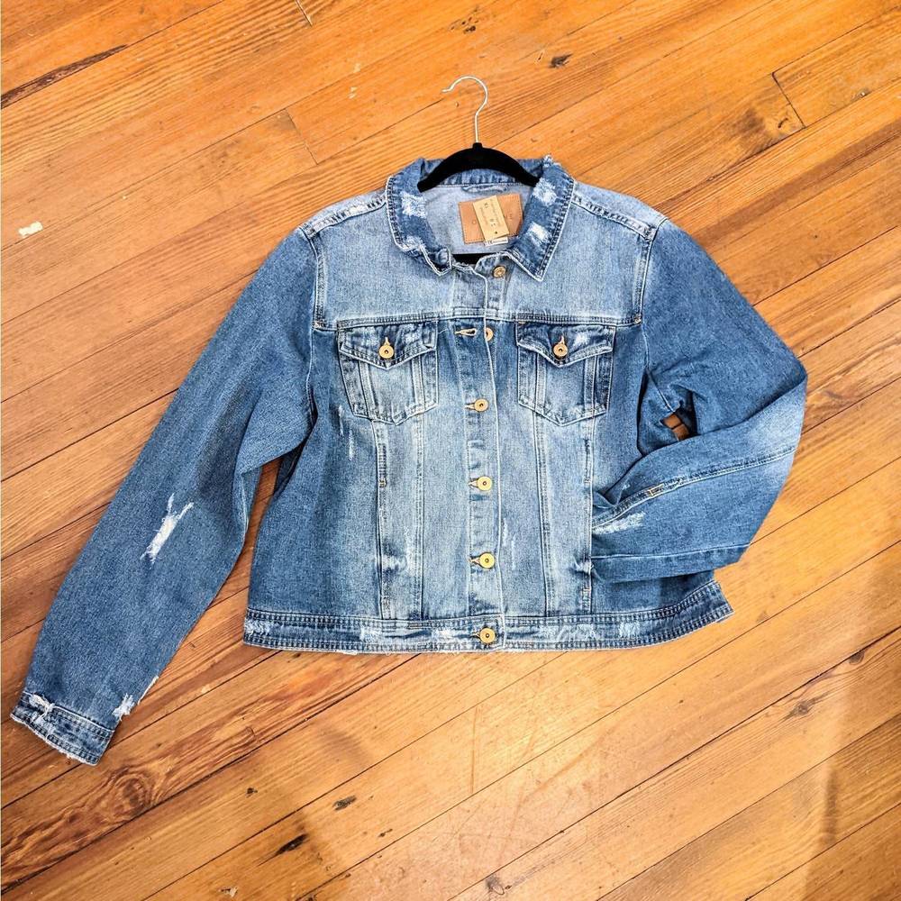 NEW CURVE MARKET women's distressed jacket - plus in denim